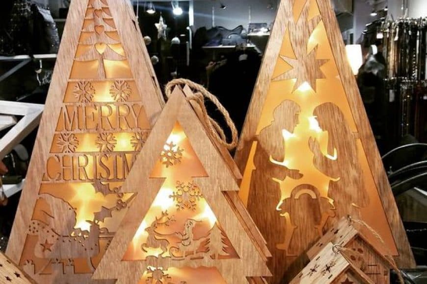 Proyectos navideños en madera que puedes hacer con CNC