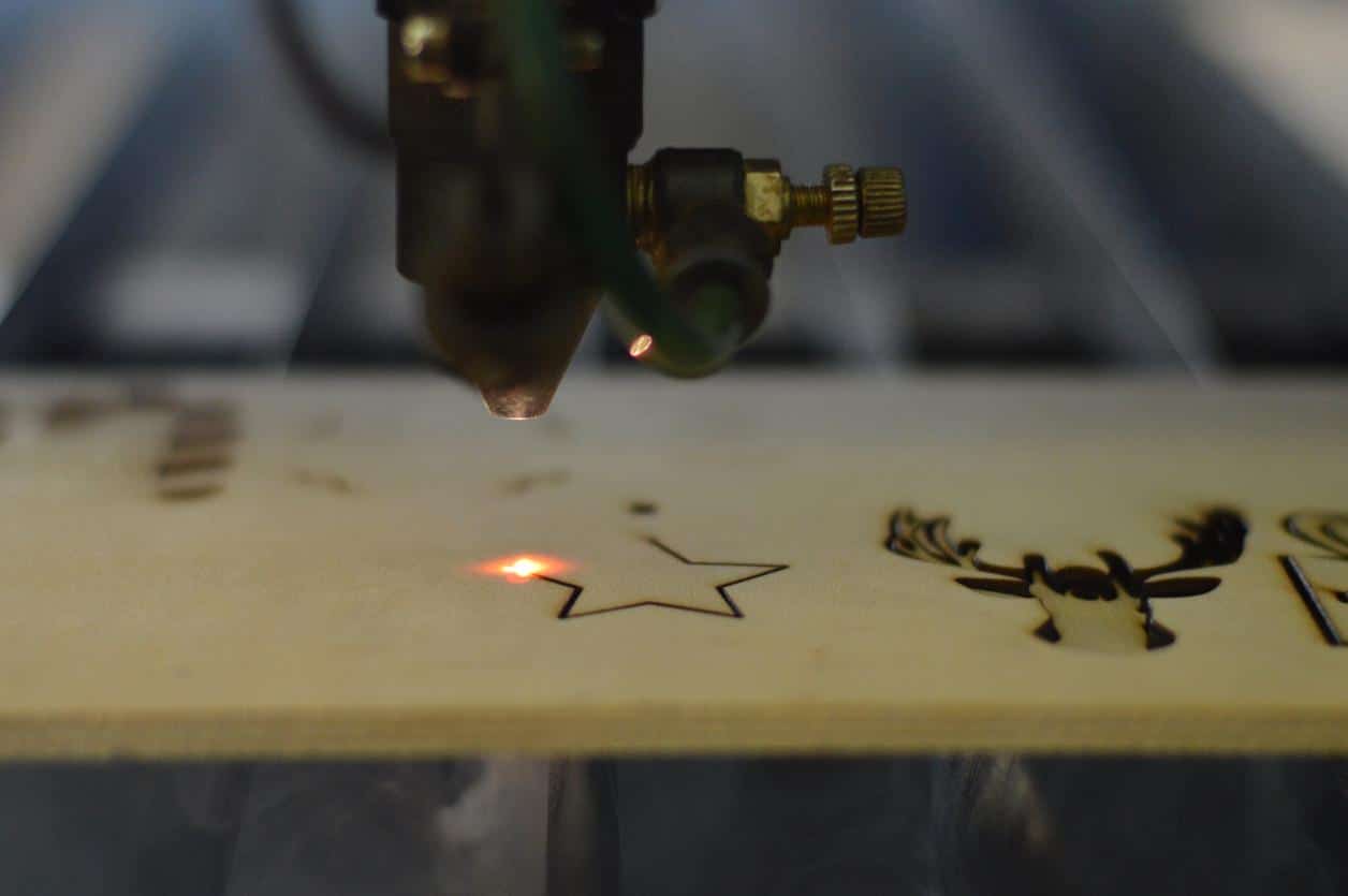 Corte de madera con laser CNC CO2 de 100W, como hacer un trabajo