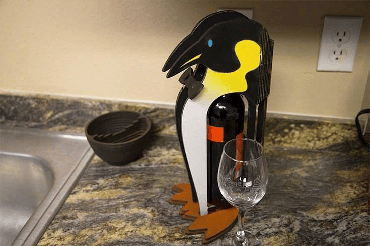 Pingüino portabotellas