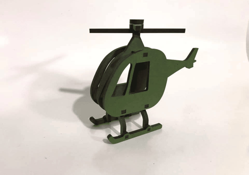 Helicóptero armable