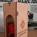 Portavino con ventana lateral - Vector SVG DXF para CNC Router y Laser CO2 - Descargable gratis | Stanser