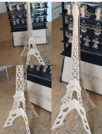 Torre Eiffel de corazones