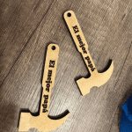 Llavero de martillo - Vector descarganle para corte CNC y grabado laser gratis | Stanser