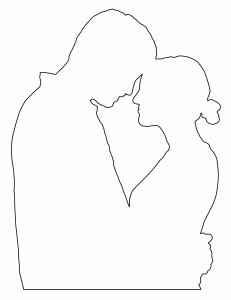 Silueta de novios mirándose