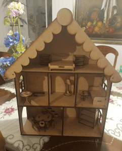 Casa con muebles