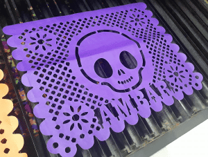 Papel picado «Calavera y flores»