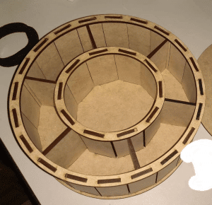 Caja circular con divisiones