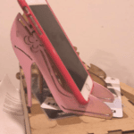 Zapatilla portacelular - Vector descarganle para corte CNC y grabado laser gratis | Stanser
