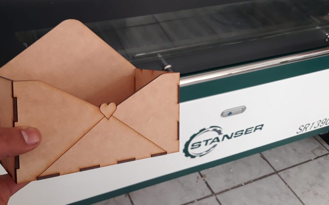 Caja con forma de corazón - Stanser