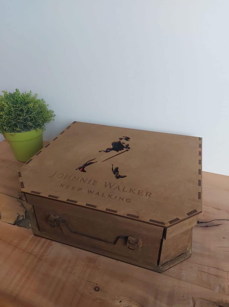 Caja «Maleta» — vector para corte CNC