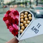 Caja de corazón "Chocolates y rosas" - Vector descarganle para corte CNC y grabado laser gratis | Stanser