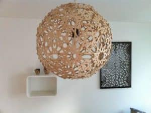 Lámpara esférica de flores