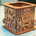 vector descargable para reproducir una caja monstruo.   Utiliza tu máquina de corte CNC para la realización de este proyecto.