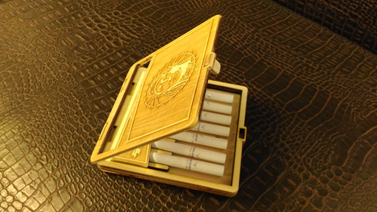 vector descargable para reproducir una caja de cigarros. Utiliza tu máquina de corte CNC para la realización de este proyecto.