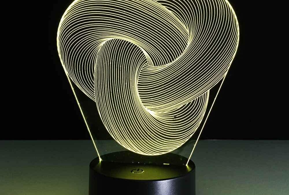 Lámpara de acrílico «Nudo» 1