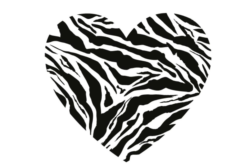 Corazón animal print negro