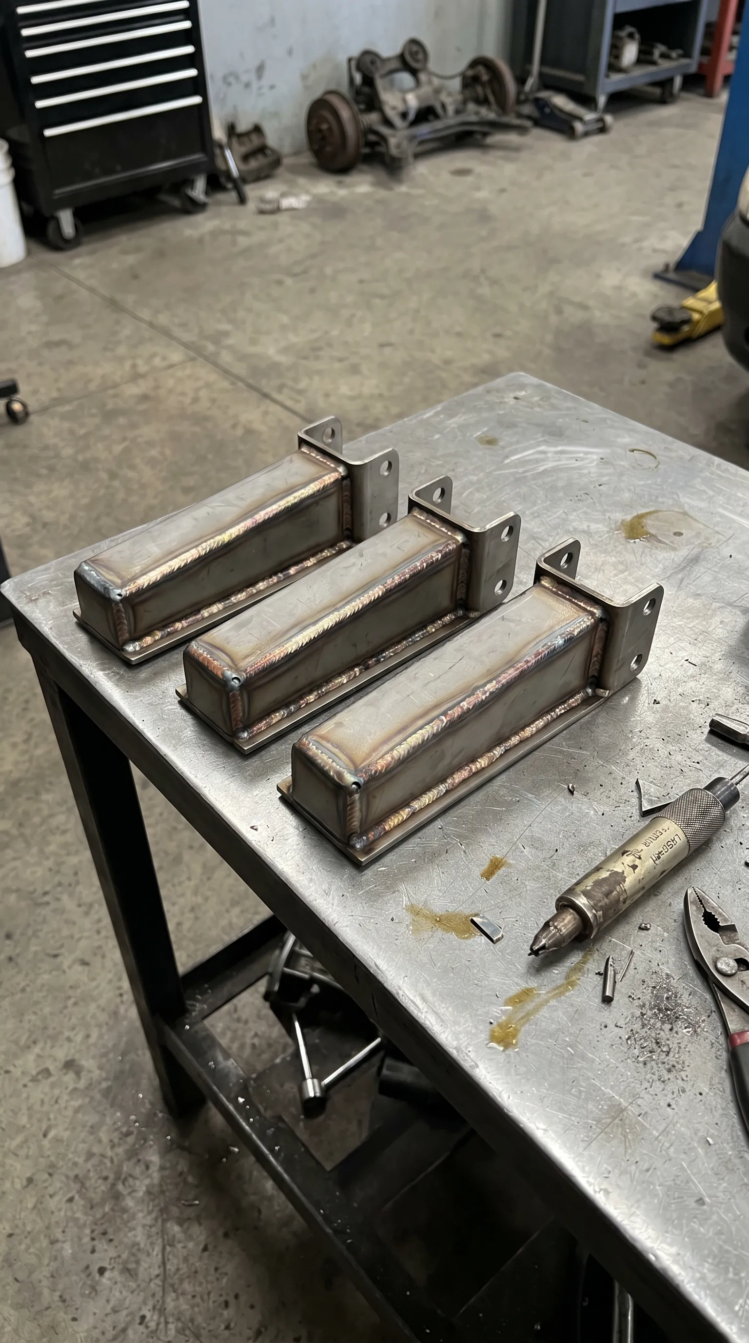 Industria automotriz con soldadora láser Stanser