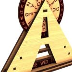 vector descargable para reproducir el diseño de un calendario pirámide.  Utiliza tu máquina de corte CNC