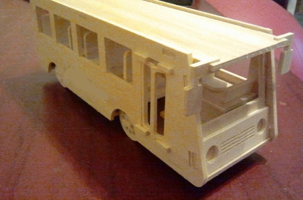 Camión — vector para corte CNC