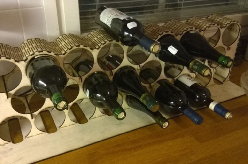 Rack grande para vinos — vector para corte CNC