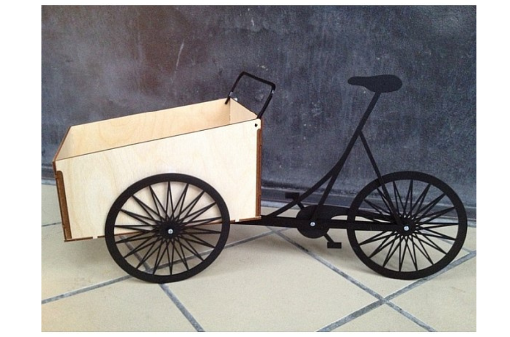 Bici con cajón — vector para corte CNC